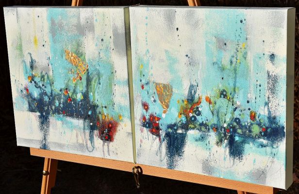 Side view of Midnight In The Garden