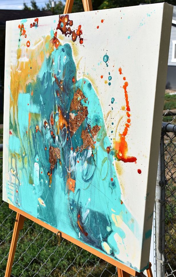 Side view of Dream As Big As Mountains