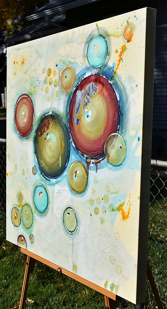 Side view of Glimmer of Becoming